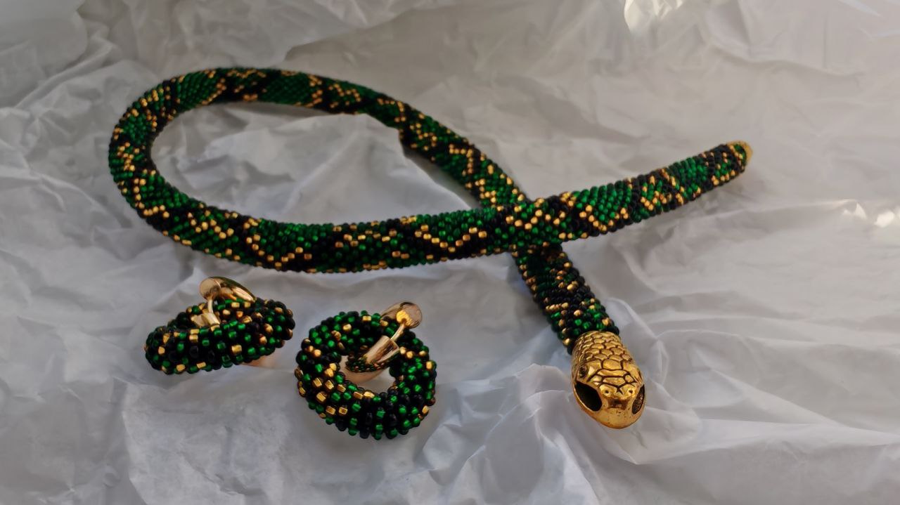 Набор - Хозяйка изумрудной горы